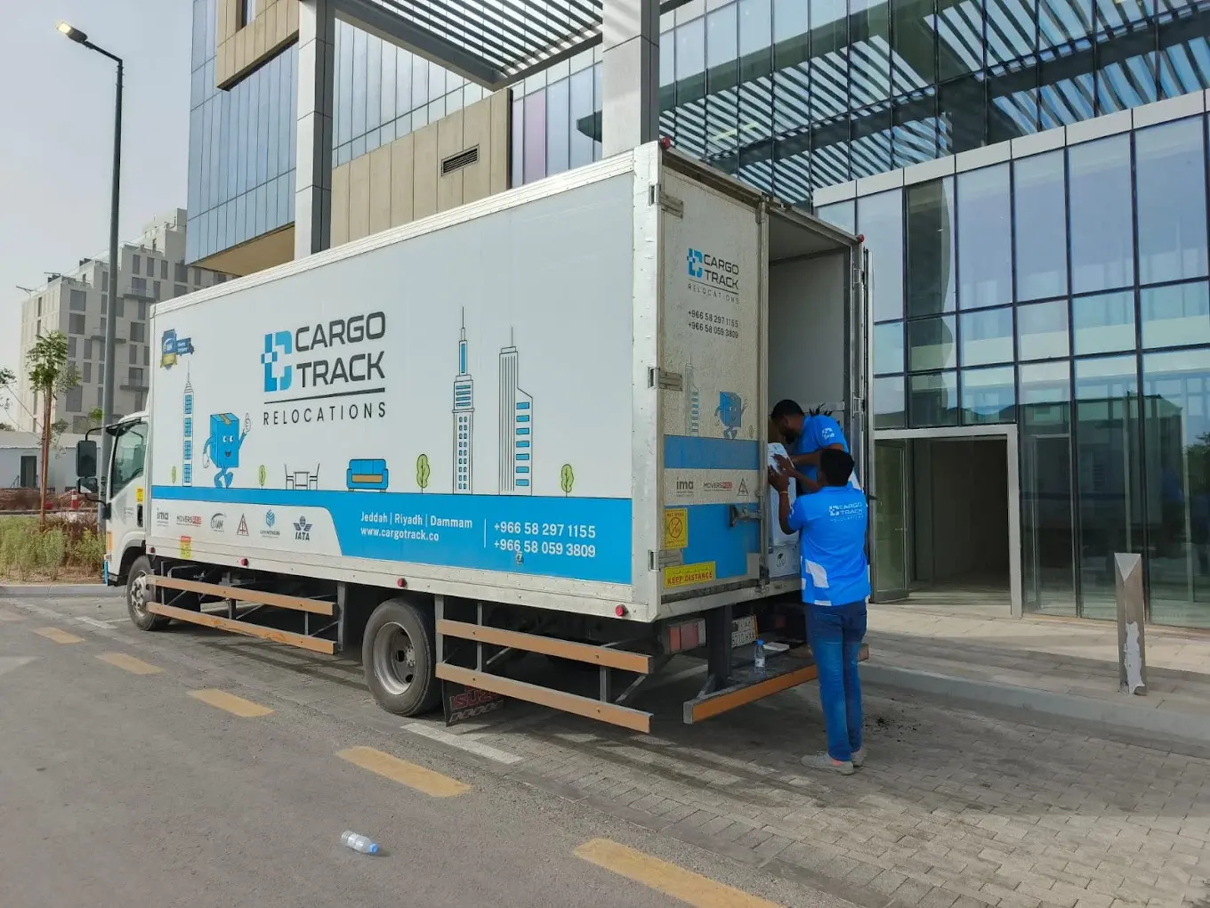Air freight dispatch for international delivery